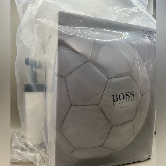 Hugo Boss Soccer Ball & Pump - Picture 2 of 4